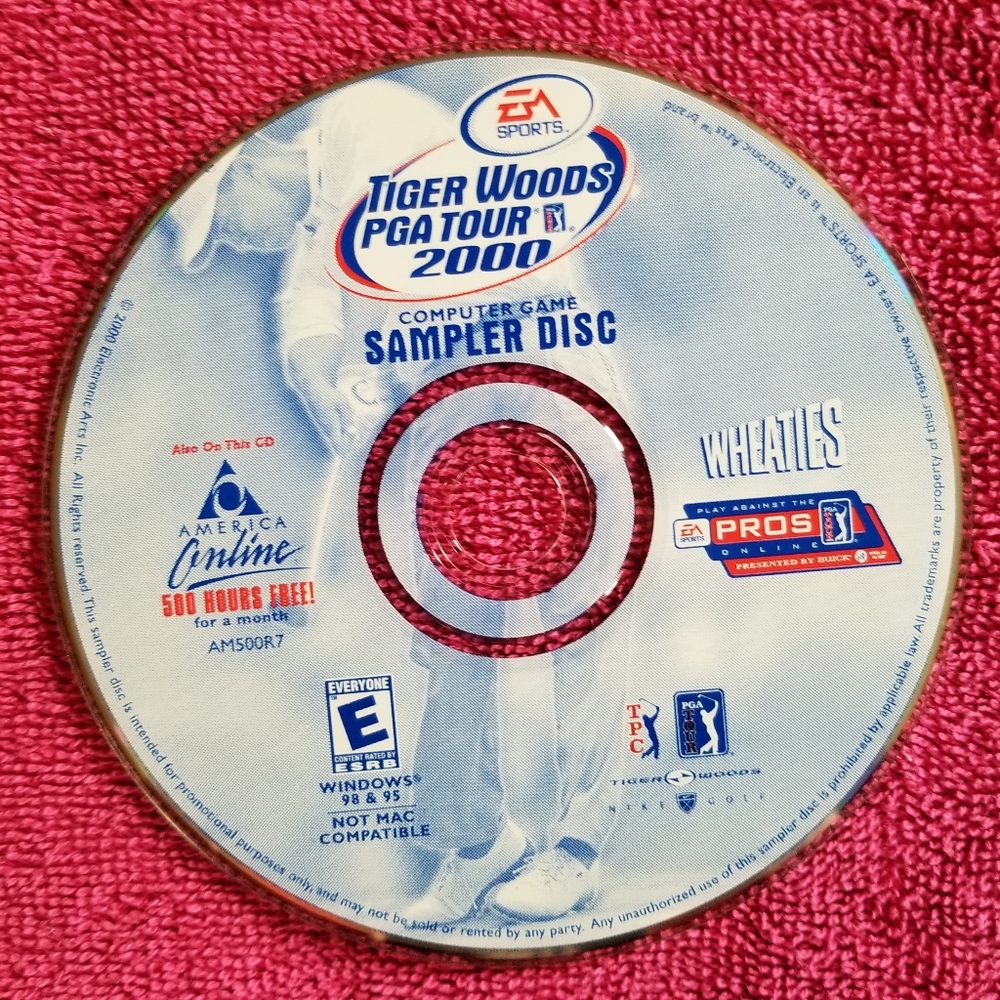 Tiger Woods PGA Tour 2000 Sampler Disc